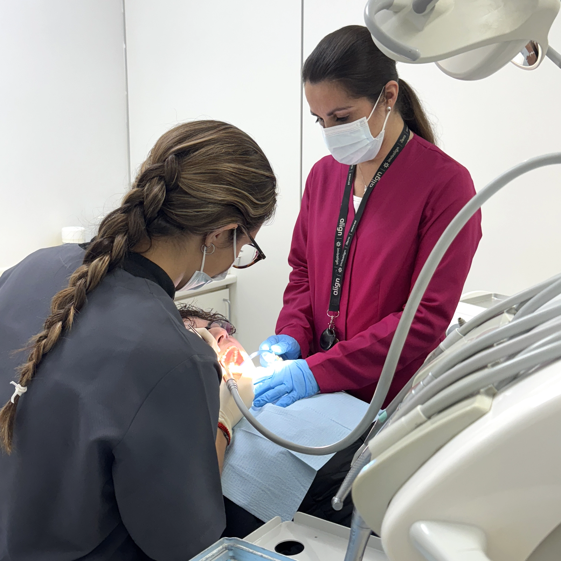 Por que elegir Clinica Dental Villalvilla, Xirivella